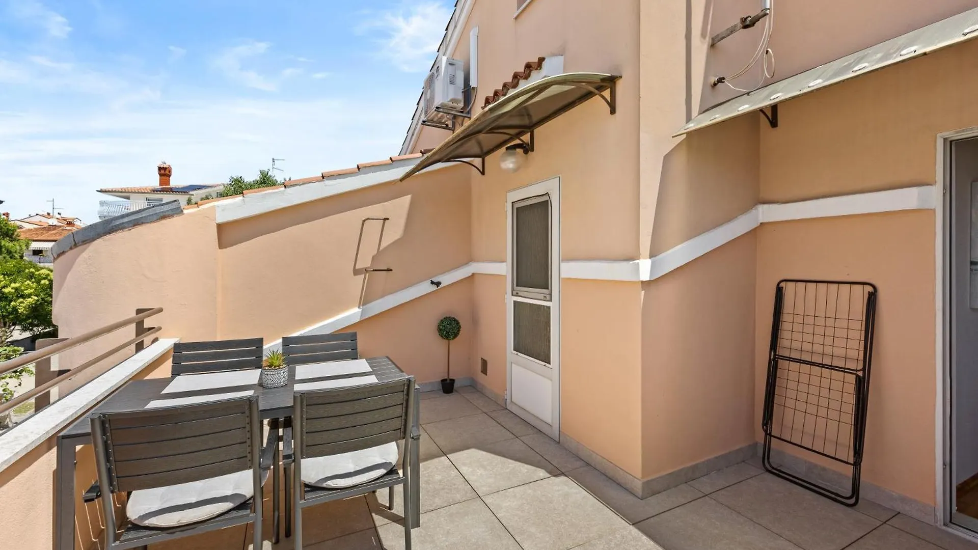 רוביני Olea Magica Apartments